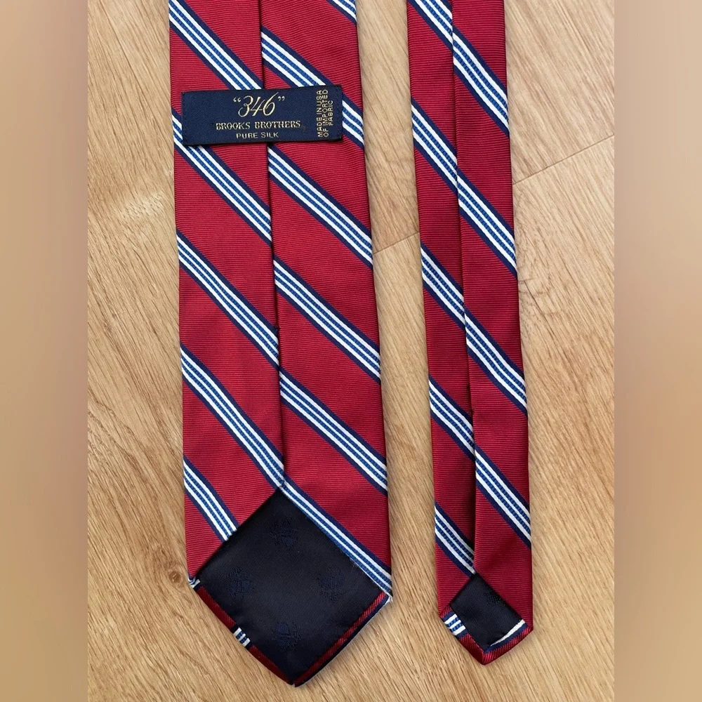 Brooks Brothers silk tie 346 classic preppy red blue stripes